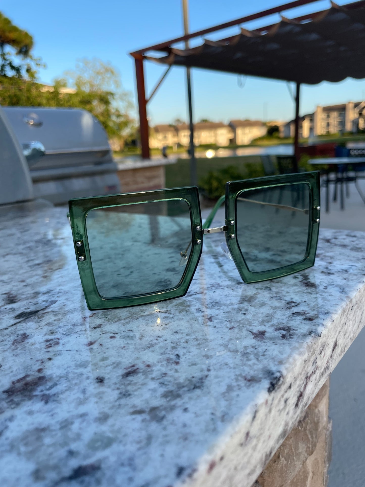 "Retro Rich" Sunnies