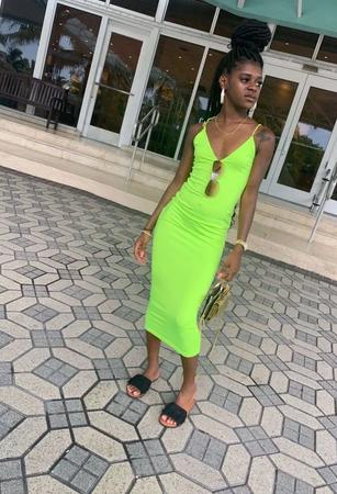 DRESSES